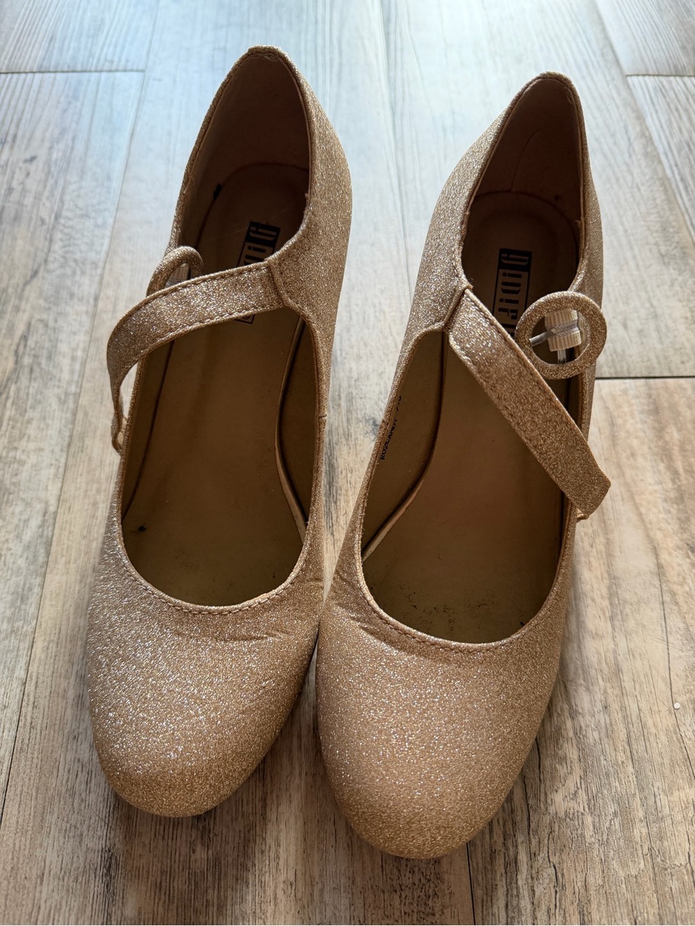IDIFU Glitter Mary Jane Pumps in Champagne Gold